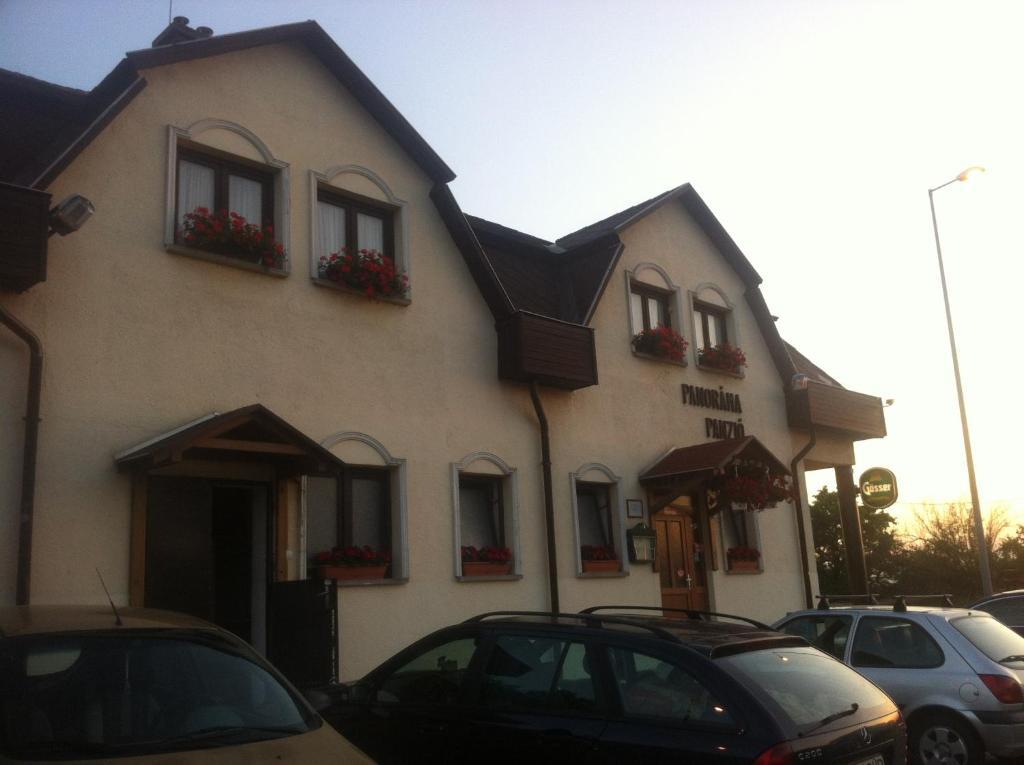 타타반야 Panorama Panzio B&B 외부 사진